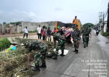 Satgas Sampah Kodim Tigaraksa Atasi Sampah Liar di Kosambi,Wujudkan Lingkungan Sehat