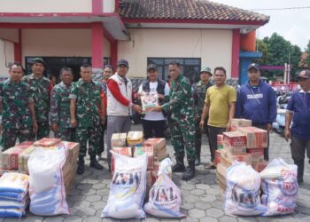 Lagi Kodim 0510/Tigaraksa Salurkan Bantuan Sembako Untuk Masyarakat Korban Banjir