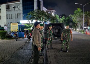Patroli Malam Bersama Ojol Jadi Bukti Kemanunggalan TNI Dengan Rakyat