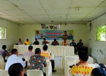 Babinsa Koramil 02/TL Hadiri Musrenbang Desa Tanjung Mangedar TA 2027