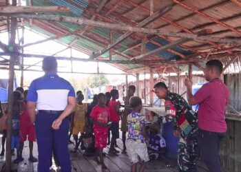 Peduli Dengan Generasi Penerus, Babinsa Koramil Mapurujaya Motivasi Anak-Anak Dalam Meraih Cita-Cita