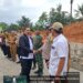 Anggota Koramil 0201-16/TM Babinsa Bangun Rejo Monitoring Pembukaan Program MBG dan Kunjungan Menteri Imigrasi di Tanjung Morawa