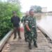 Dukung Program Presiden dan Panglima TNI ,Kasrem 052/Wkr Meninjau Lokasi Rencana Pembangunan Jembatan Penyebarangan Kali Cagak