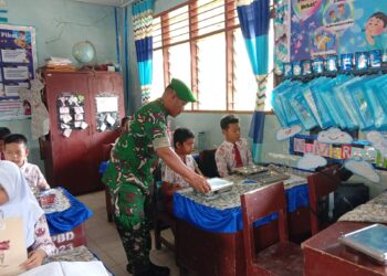 Koramil 08/Rantauprapat Dampingi Program Makan Bergizi Gratis, Dukung Peningkatan Gizi Pelajar