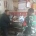 Sembari Bincang Santai & Minum Kopi, Babinsa Jebres Selipkan Pesan Jaga Keamanan Lingkungan