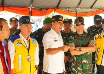 Kasum TNI Tinjau  Pembangunan Huntara-Huntap  di Tapanuli Selatan