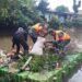 Bersama Komduk,Satgas Sampah Kodim 0503/JB Dihari Libur Tetap Wujudkan Lingkungan Bersih