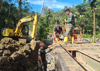 Satgas Yonzipur I/DD Percepat Pambangunan Jembatan Bailey di Kab Nias Selatan
