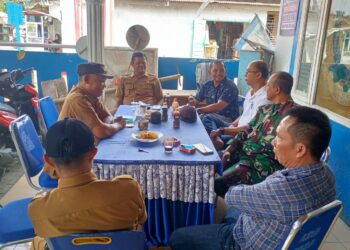 BABINSA BERSAMA PERANGKAT DESA MEMBAHAS KAMTIBMAS DI WILAYAH BINAAN