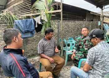 DI SELA WAKTU YANG ADA BABINSA ADAKAN HUBUNGAN KOMUNIKASI BERSAMA WARGA DI WILAYAH BINAAN