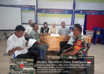 Babinsa Koramil 0201-15/DT Serma Ar siregar Ciptakan Keakraban dengan Warga Binaan Melalui Komsos