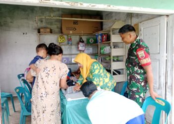 Babinsa Koramil 14/Pb Mendampingi Kegiatan Penerapan Integrasi Pelayanan Kesehatan Primer (ILP) di Desa Binaan