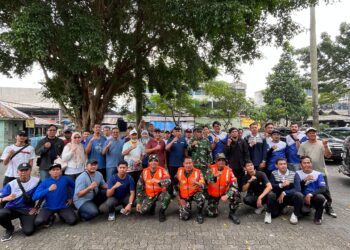 Koramil Ciputat Aksi Bersih Pasar, Perkuat Kepedulian Sosial dan Lingkungan Sehat