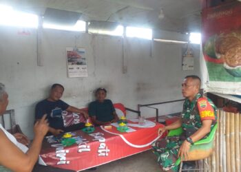 BABINSA KELURAHAN SEI SIKAMBING MELAKSANAKAN KOMSOS DENGAN APARATUR WILAYAH BINAAN