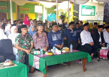 DANRAMIL 0201-03/MD KAPTEN INF HENDRI SIHOMBING BESERTA ANGGOTA MENGHADIRI UNDANGAN PEMBUKAAN MTQ TINGKAT KECAMATAN KE 59