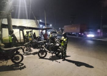 Bersama Patroli Motoris, Personel Koramil 0201-10/MM Turut Wujudkan Harmoni Situasi Yang Aman Dan Kondusif.