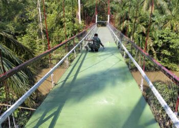 Kodim 0209/LB Rampungkan Pembangunan Jembatan Gantung di Desa Huta Godang Labusel