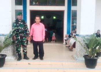 Sertu S. Latif Monitoring Ibadah Minggu di Parongil, Wujud Nyata TNI untuk Kerukunan