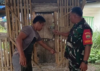 Sambut Ramadan 1447 H, Babinsa 03/Parongil Turun Langsung Cek Harga Ayam di Kec.Silima Pungga Pungga