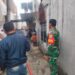 Babinsa Monitor Kebakaran Rumah Warga di Jalan Prof HM Yamin Medan Perjuangan