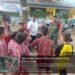 Komsos dengan Guru dan Siswa SD, Babinsa Koramil 14/PB Beri Arahan Menjadi Anak Di Disiplin