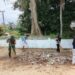 Sambut Ramadhan 1447 H, Babinsa Koramil 19/Idm Gotong Royong Bersihkan Meunasah Bersama Warga