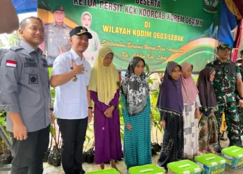 Danrem 064 Maulana Yusuf Tinjau Lokasi Karbak di Lebak, Akses Jalan dan Rumah Warga Jadi Fokus
