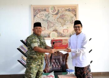 Silaturahmi ke Ponpes Wali Tuntang, Danrem 073/Makutarama Berikan Bantuan Sembako