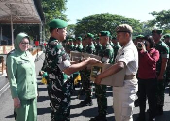 Pangdam IV/Diponegoro Pimpin Apel Bersama dan Penyerahan THR serta Bingkisan Lebaran 1447 H