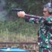 Tajamkan Naluri Tempur, Pangdivif 3 Kostrad Pimpin Langsung Latihan Menembak Pistol