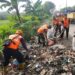 Satgas Sampah Koramil 03/Legok Tak Pernah Bosan dan Lelah Wujudkan Lingkungan Bersih dan Sehat