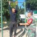 Langkah Awal Jadi Prajurit, Babinsa Ajarkan Teknik Pull Up yang Benar
