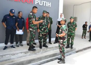 Pastikan Perlindungan Optimal, Kasdam IV/Diponegoro Tinjau Instalasi Penyalur Petir KDKMP
