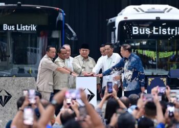 Presiden Prabowo Subianto Resmikan Pabrik Perakitan Kendaraan Komersial Listrik, Tonggak Baru Industrialisasi Hijau Nasional