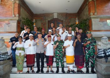 Pangdam IX/Udayana Hadiri Rapat Penanganan Sampah, Kawal Aksi Damai Forkom SSB di Denpasar