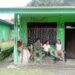 Teras Rumah Jadi Ruang Dialog, Babinsa Ulu Merah Sampaikan Pesan Penting ke Kaum Ibu