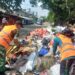 Satgas Sampah Koramil 01/Koja Bersama Komduk Wujudkan Lingkungan Sehat dan Bersih