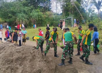 Yonarmed 12 Kostrad Hadir Dalam Pembangunan Gereja di Desa Kewar