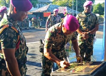 Dankolatmar Didampingi Danpuslatpurmar 5 Baluran Resmikan Monomen 6 Tuntutan Korps Marinir