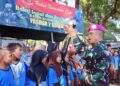 Keramahan Danpasmar 2 Bersama Anak-anak Labuhan Merak