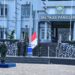 KADISKUM KOARMADA I PIMPIN UPACARA BENDERA MERAH PUTIH DI LAPANGAN APEL MAKO KOARMADA I