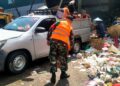 Gencarkan Program Grebek Sampah,Kodim 0502/JU Terus Menerus Aksi Peduli Lingkungan Lewat Bersihkan Sampah