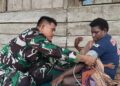 Senyum Bahagia Ibu Modesta Akarepia, Dapat Layanan Kesehatan dari Satgas TMMD Kodim 1710/Mimika