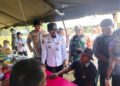 Kodim 0104/Aceh Timur Gelar Pengobatan Massal, Bagi Sembako Gratis, dan Pasar Murah dalam Pembukaan TMMD Ke-128