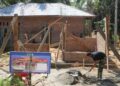 Progres RTLH Ibu Cut Farida Capai Tahap Pemasangan Kusen Pintu