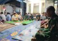 Pererat Kemanunggalan, TNI Satgas TMMD Abdya Ikut Takziah dan Tahlilan Warga