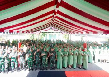 Pangdam XV/Pattimura Sapa Prajurit dan Persit di Wilayah Bumi Duan Lolat