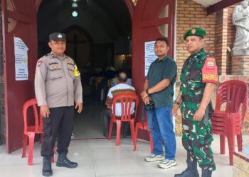 Humanis dan Siaga, Babinsa dan Polisi Monitoring dan Pengamanan Aktivitas Ibadah Minggu
