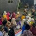 Membentuk Akhlak Mulia,Prajurit YTP 907/DS Ajari Anak-anak Desa Mengaji