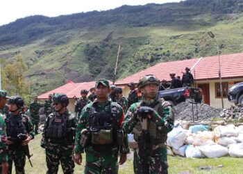 Danrem 173/Praja Vira Braja Tinjau Kesiapan Wilayah Teritorial di Makodim 1714/PJ